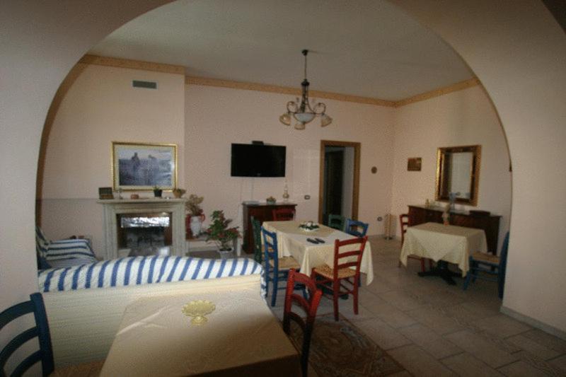 Tavernola - Locanda Di Campagna Battipaglia Eksteriør bilde