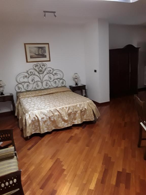 Tavernola - Locanda Di Campagna Battipaglia Eksteriør bilde